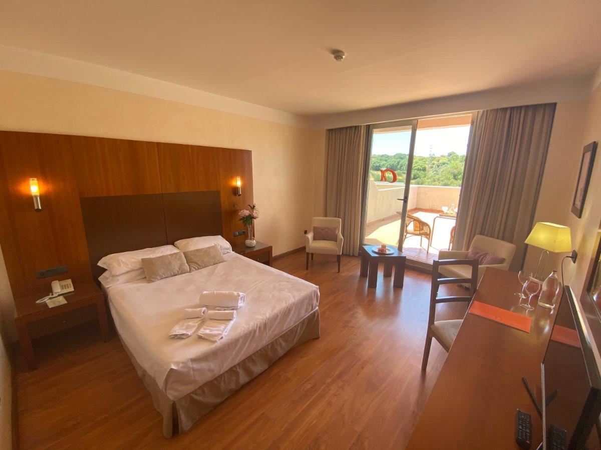 Hotel Montera Plaza Los Barrios Exterior photo